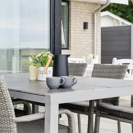 Thyra - 50m To The Fjord By Interhome